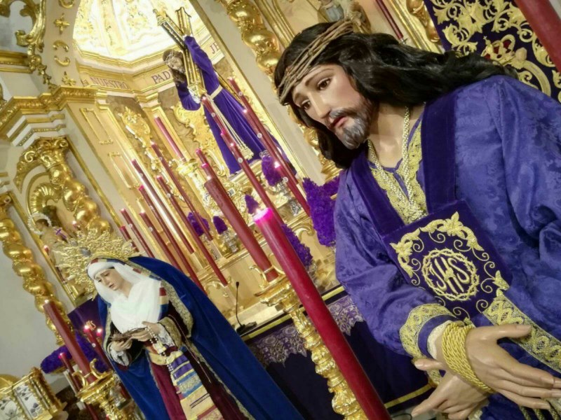 Tres monedas para Jesús de Medinacelli en el tercer viernes de Jesús