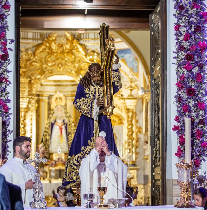 Viernes del Sagrado Corazón. El amor brota del corazón de Jesús
